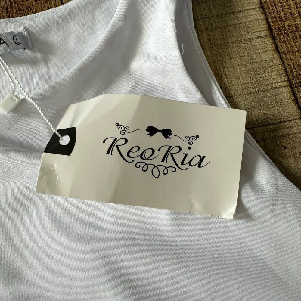 Reoria Women's Size Large in White Sleeveless Bodysuit Comfy & Stylish - Picture 3 of 9